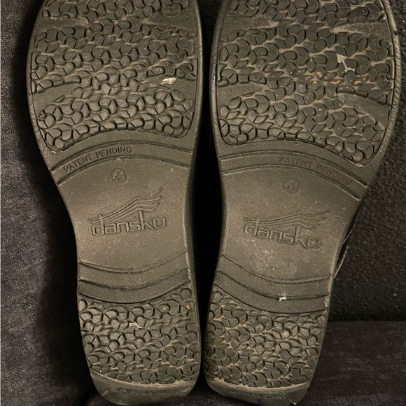 Dankso size 41 solid black clogs - Picture 2 of 3